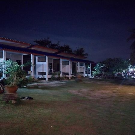 Ibiza Beach Resort Haad Yao Ngoại thất bức ảnh